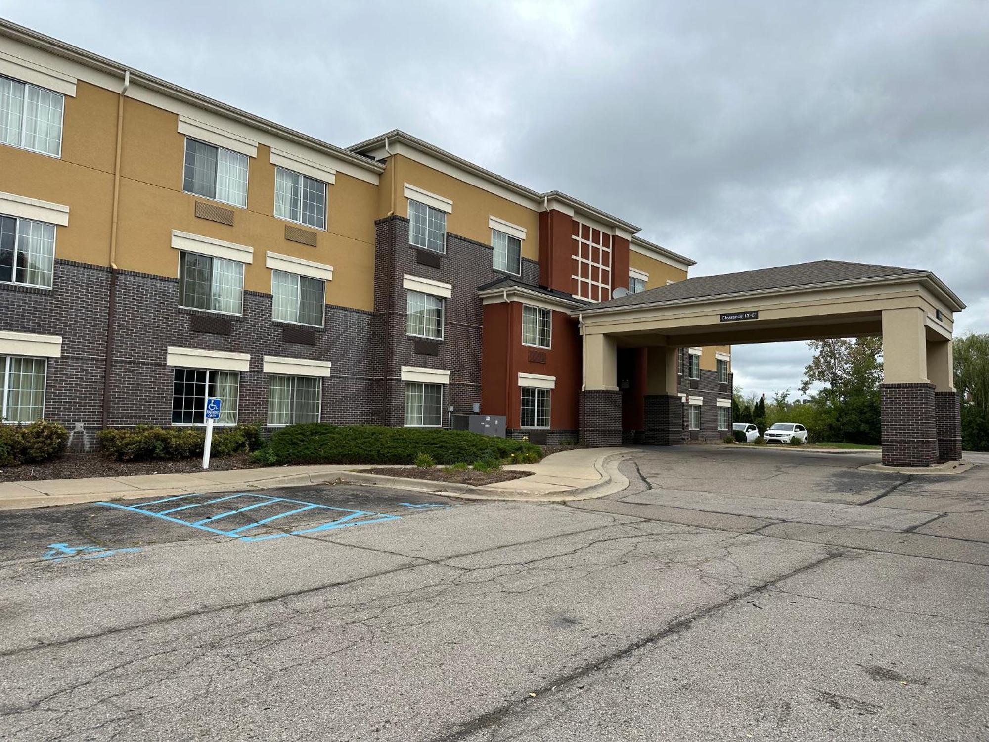 Red Roof Inn サウスフィールド エクステリア 写真